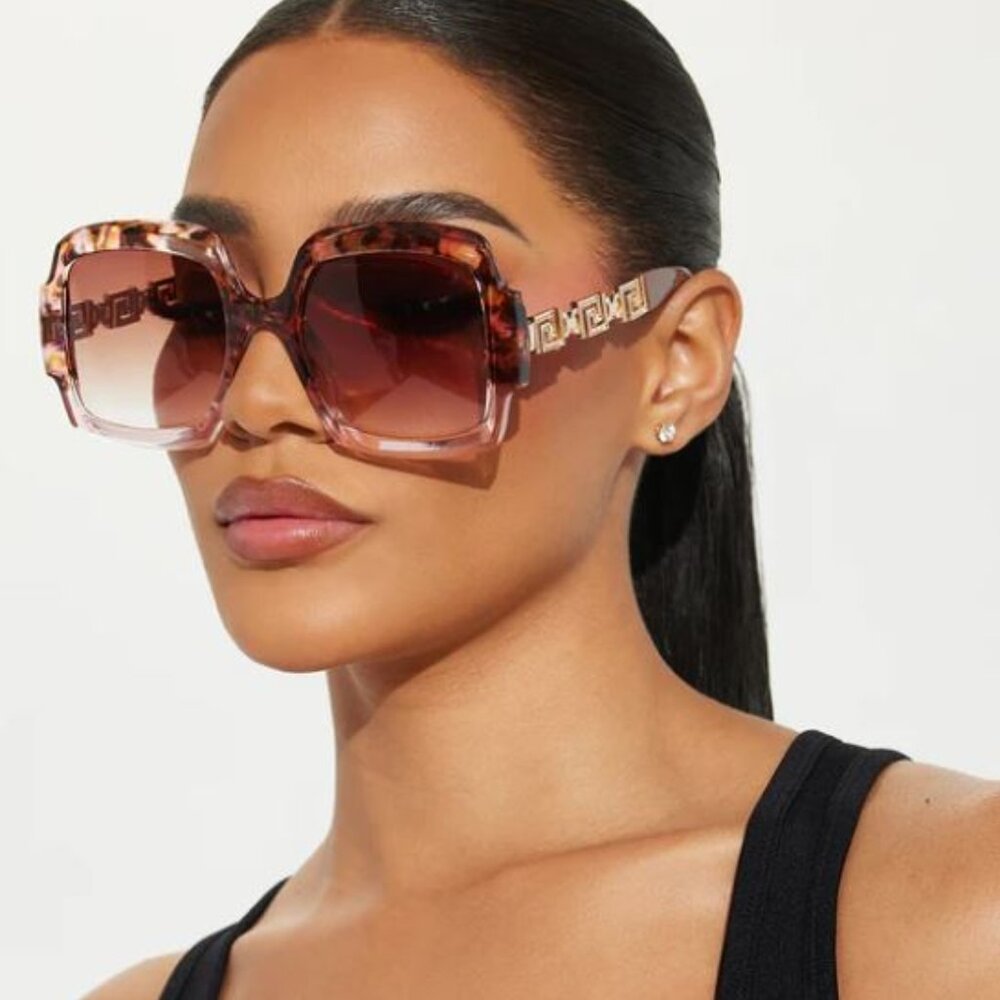 Oversized Gradient Sunglasses